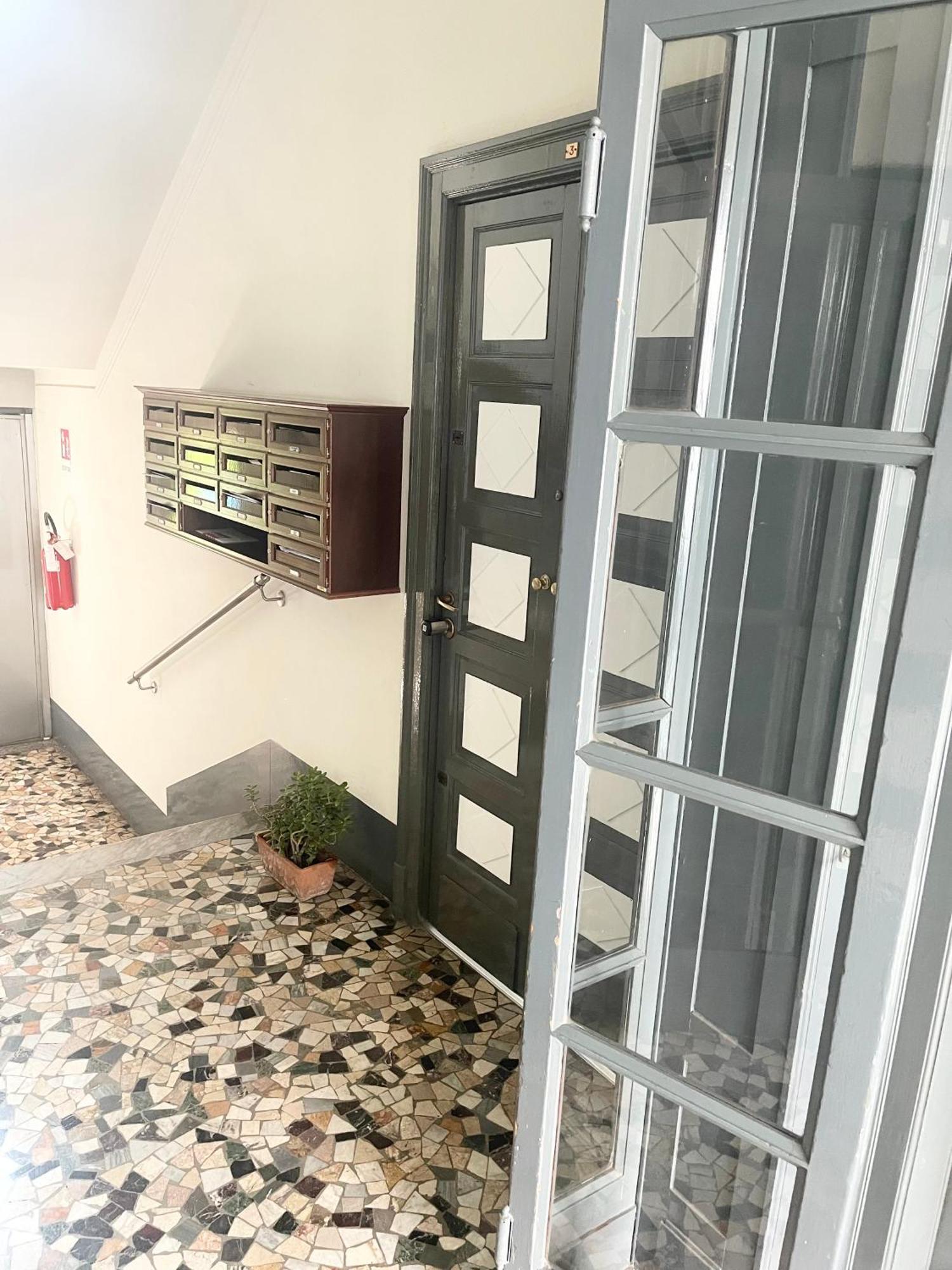 Ampio Bilocale Zona Navigli Daire Milano Dış mekan fotoğraf